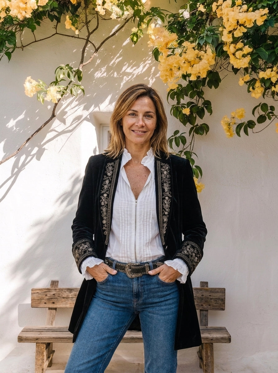 Sonia | Americana Larga de Terciopelo Bordada
