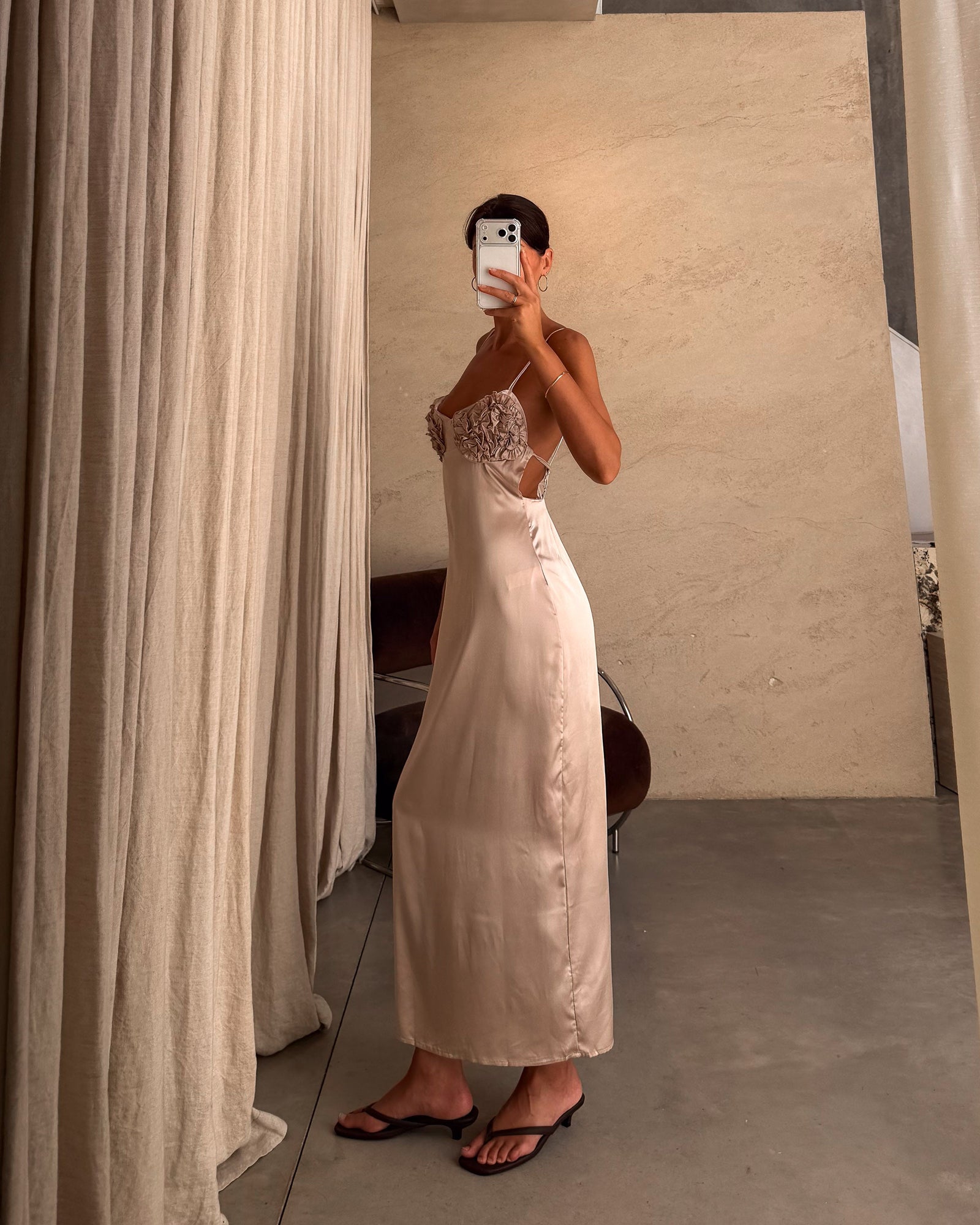 Serafina | Vestido midi lencero